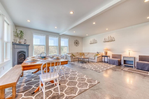 Twin Rocks Beach Retreat image 15