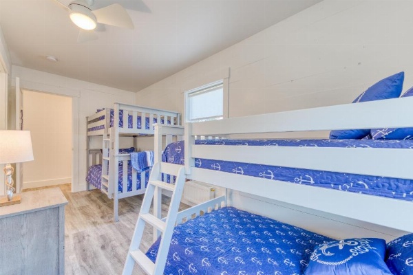 Twin Rocks Beach Retreat image 20