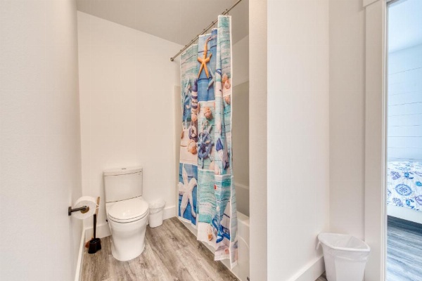 Twin Rocks Beach Retreat image 21