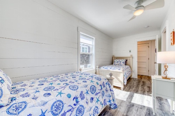 Twin Rocks Beach Retreat image 22